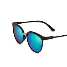 Load image into Gallery viewer, Fashion Cat Eye Sunglasses Women Oversized