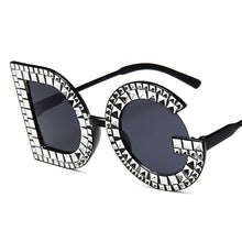 Load image into Gallery viewer, Fashion Crystal Diamond Round Oversized Sunglasses Women